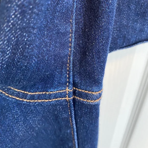 Old Navy Jeans Women’s Size 6 Size 6 Dark Blue High-Rise Wow Loose - Picture 7 of 15